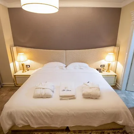 Ekrem Hotel
