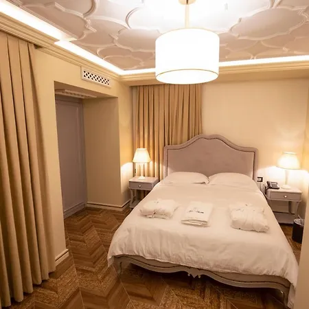 Hotel Ekrem 4*