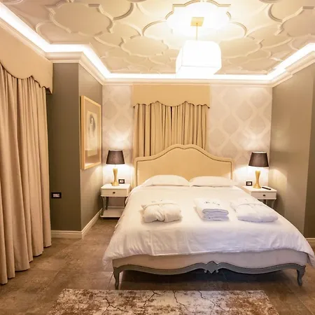 Ekrem Hotel Korce