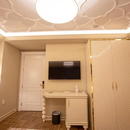Ekrem Hotel Korce