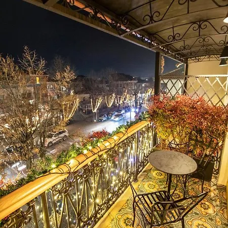Ekrem Hotel