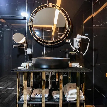 Ekrem Отель Корча