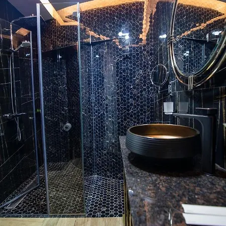 Ekrem Hotel Korce
