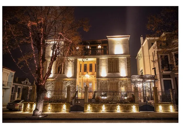 Ekrem Hotel 4*